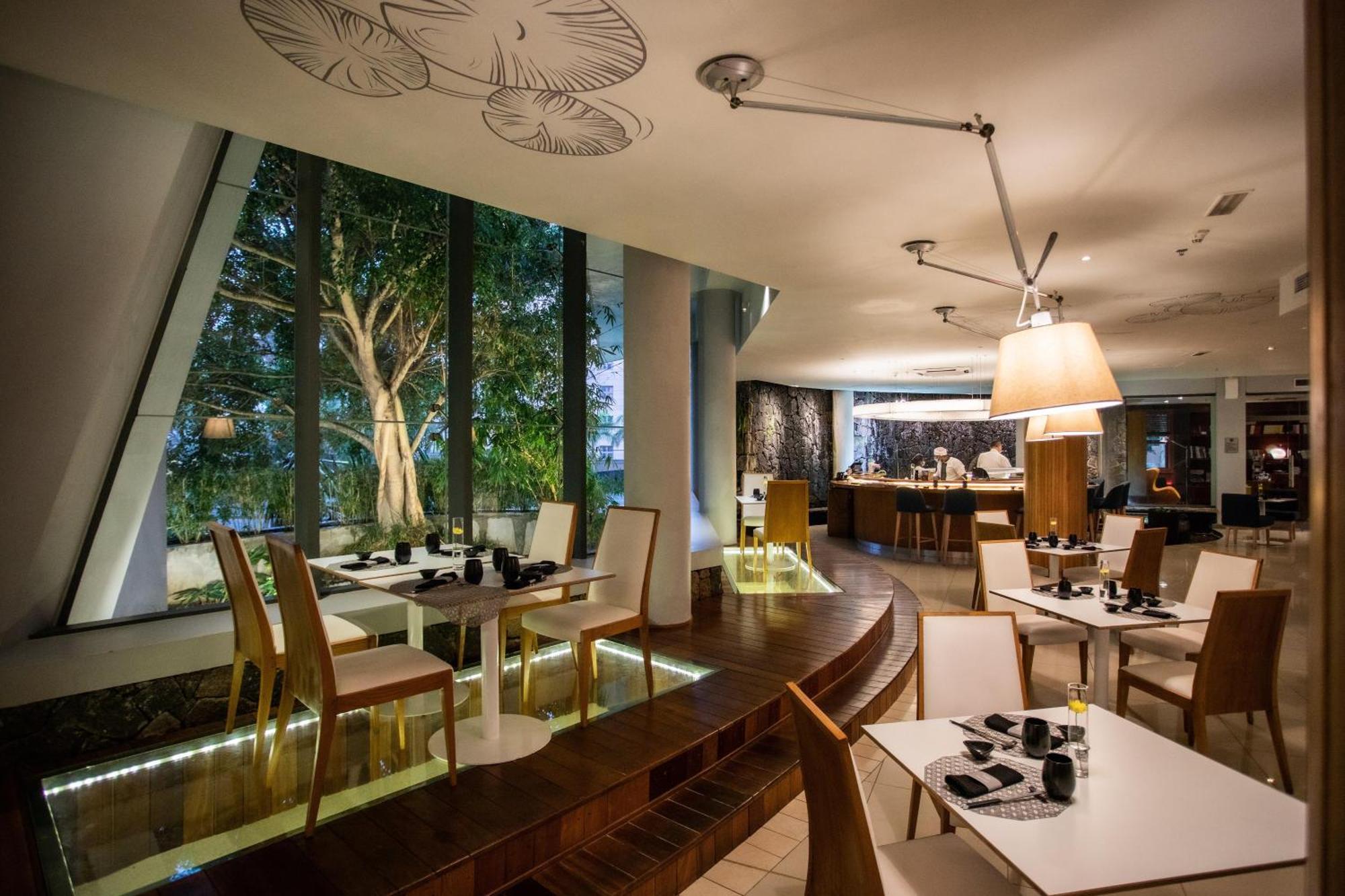 Hennessy Park Hotel Quatre Bornes Exterior foto